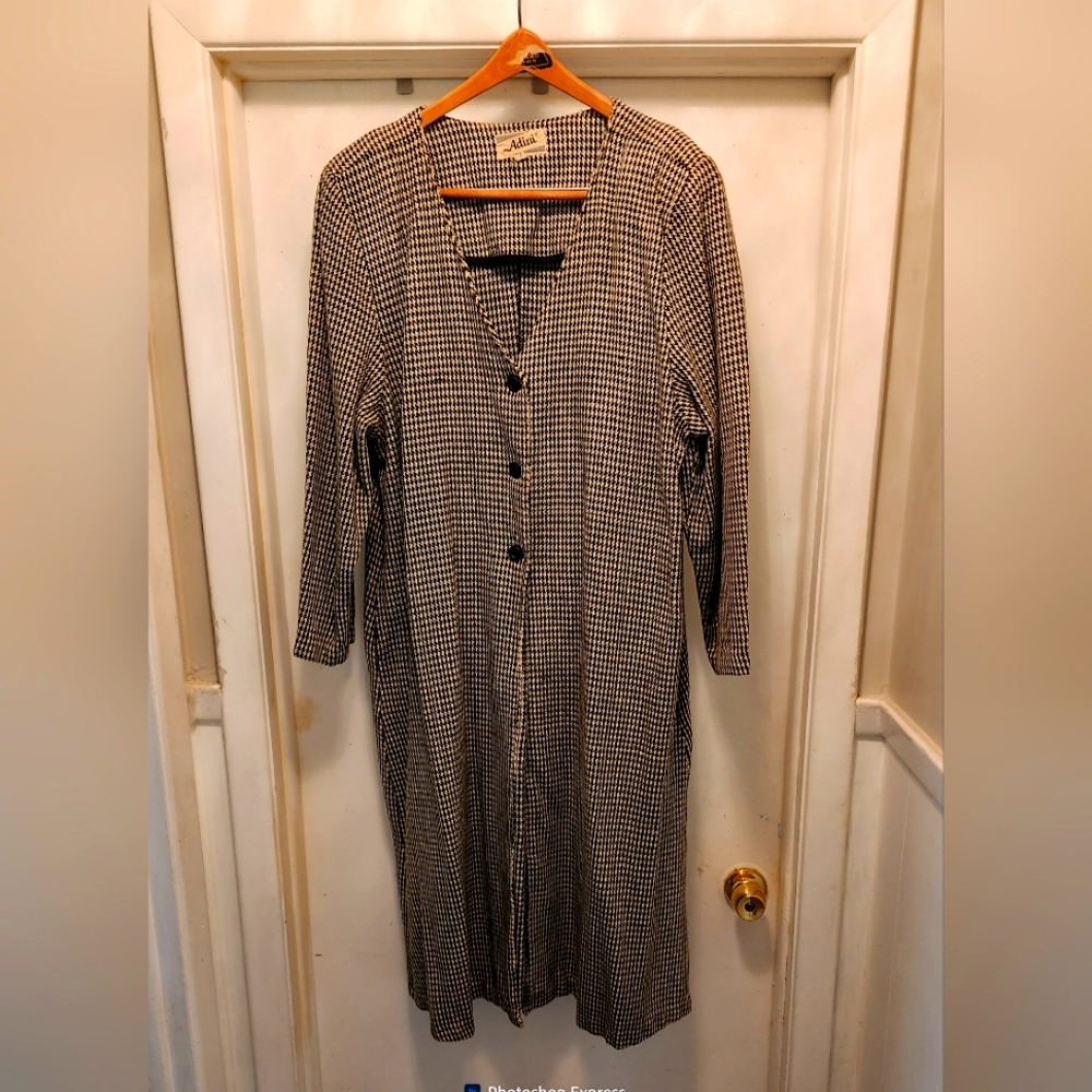 Vintage houndstooth duster